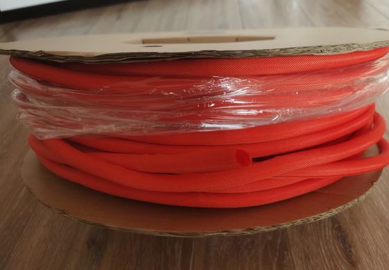 Selbstlöschbare PET-Wrap um geflochtenes Kabel mit geschütztem Kabelgurt